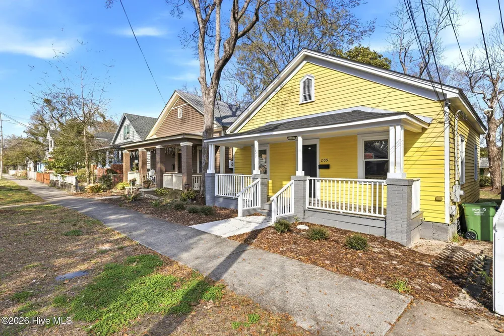 209 S 13th St, Wilmington, NC 28401