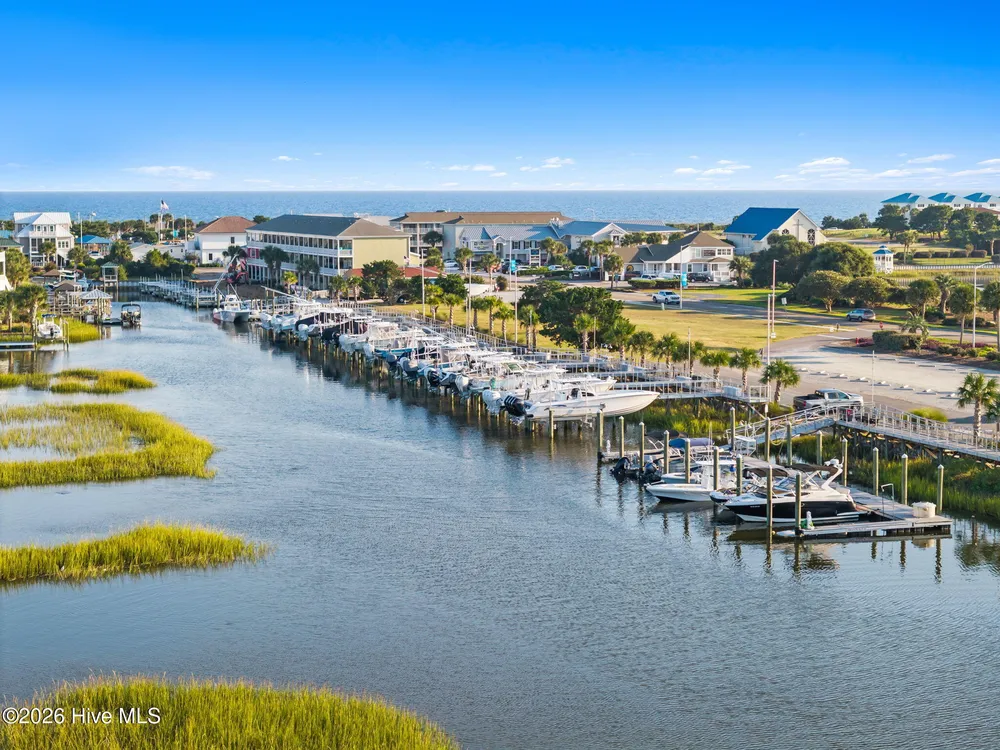 27 Cumberland St, Ocean Isle Beach, NC 28469-7647