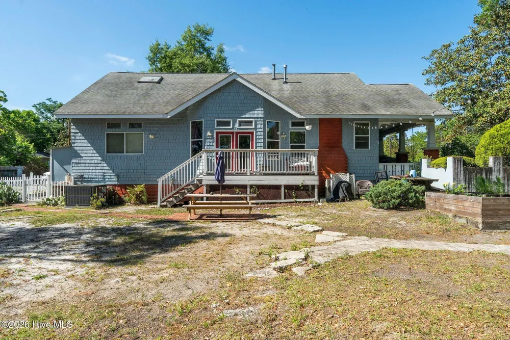 1602 S 4th St, Wilmington, NC 28401