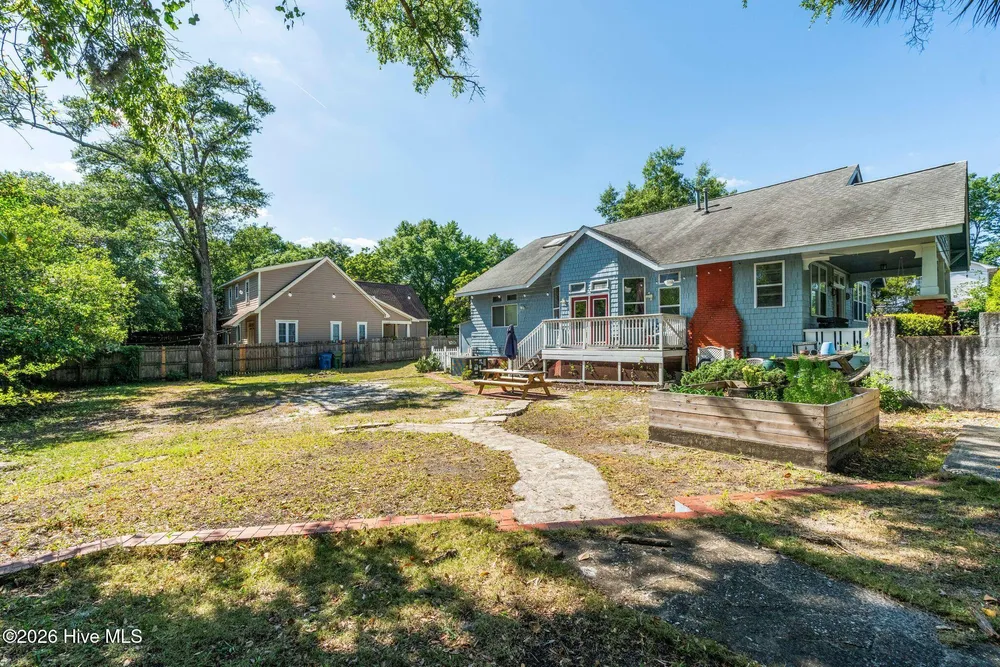 1602 S 4th St, Wilmington, NC 28401