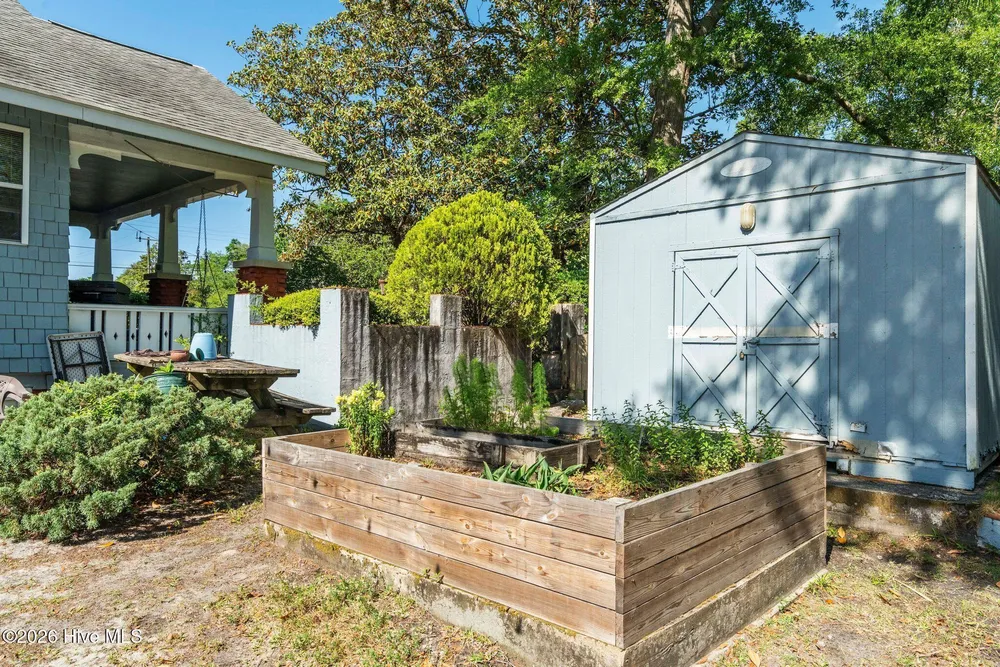1602 S 4th St, Wilmington, NC 28401