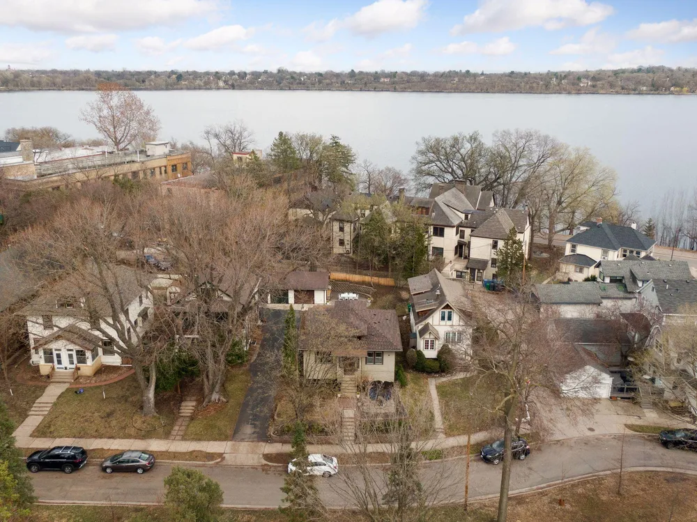 4431 Thomas Ave S, Minneapolis, MN 55410