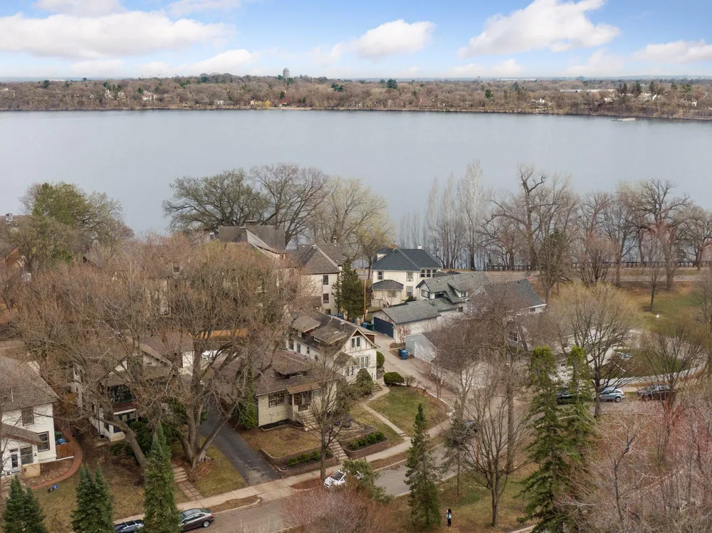 4431 Thomas Ave S, Minneapolis, MN 55410