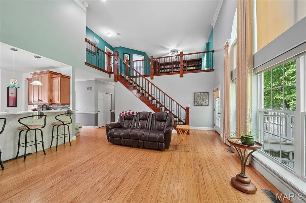 139 Blue Water Dr, St Peters, MO 63366
