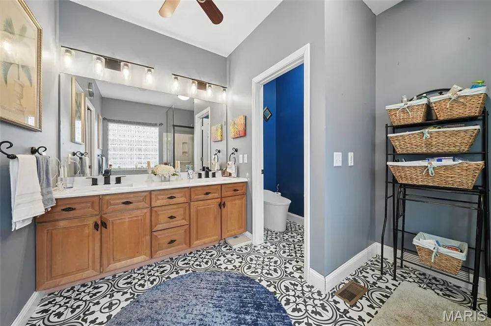 139 Blue Water Dr, St Peters, MO 63366