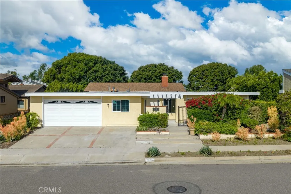 19421 SIERRA LAGO RD, Irvine, CA 92603