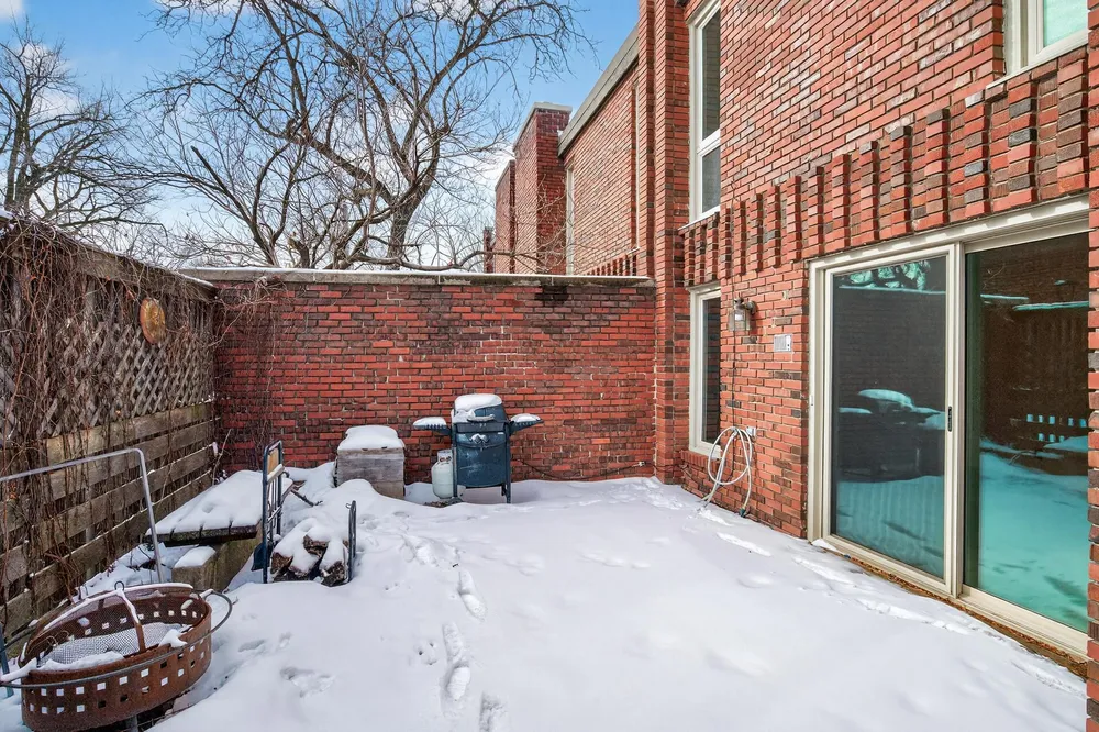 3513 37th Ave NE, St Anthony, MN 55421