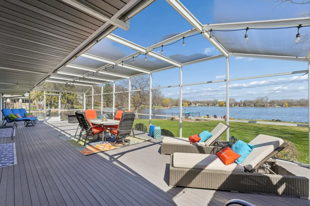 2065 Long Lake Rd, New Brighton, MN 55112
