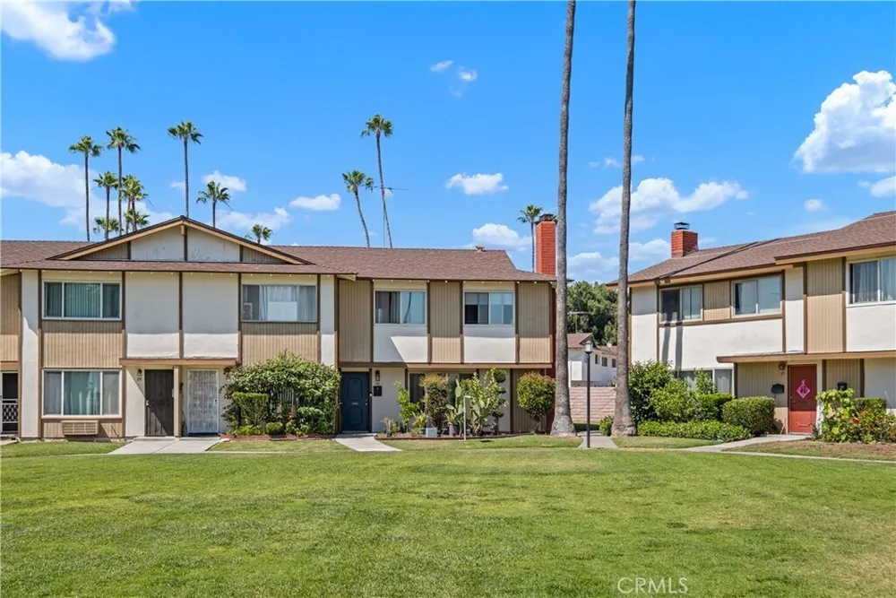 1722 Mitchell Ave, Tustin, CA 92780