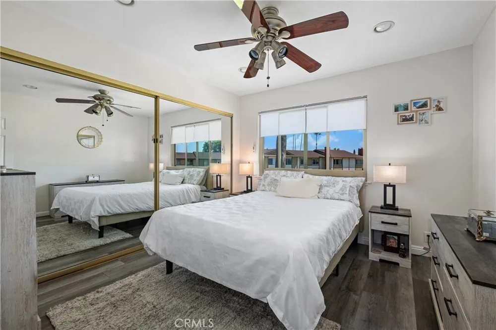 1722 Mitchell Ave, Tustin, CA 92780