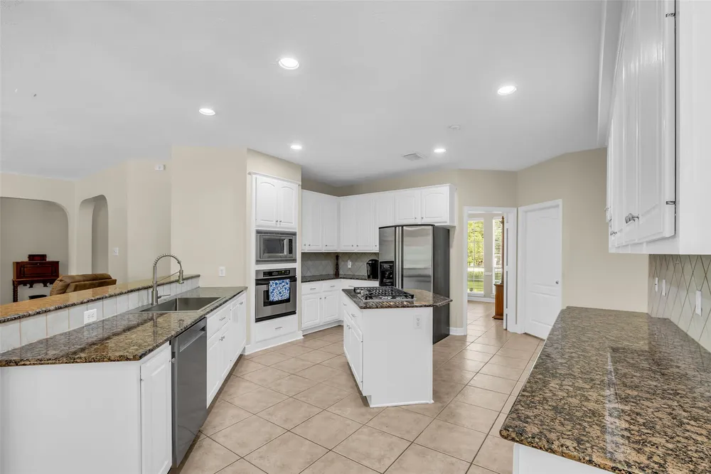 10419 Clubhouse Circle, Magnolia, TX 77354