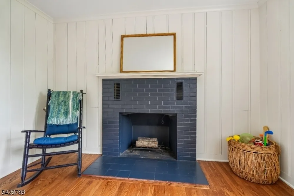 27 Dogwood Rd, Morris, Morris Plains Borough, NJ 07950