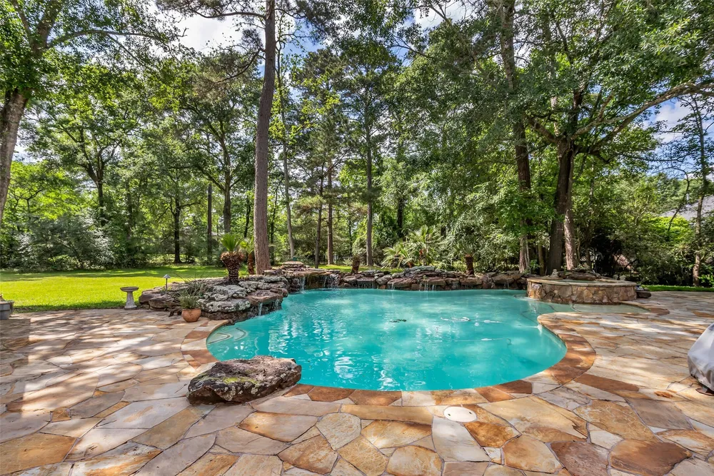 10419 Clubhouse Circle, Magnolia, TX 77354