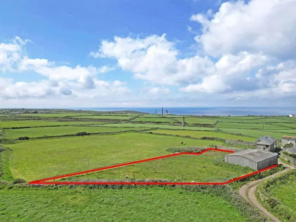 Nineveh Barn, Levant Road, TR19 photo 3
