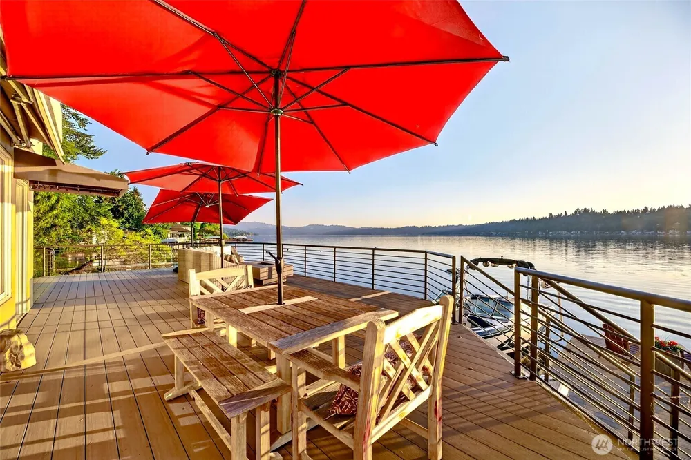 2007 E Lake Sammamish Pkwy NE, Sammamish, WA 98074