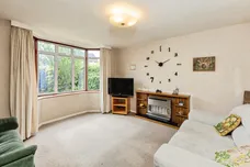 Hilltop Road, Earley, Reading
