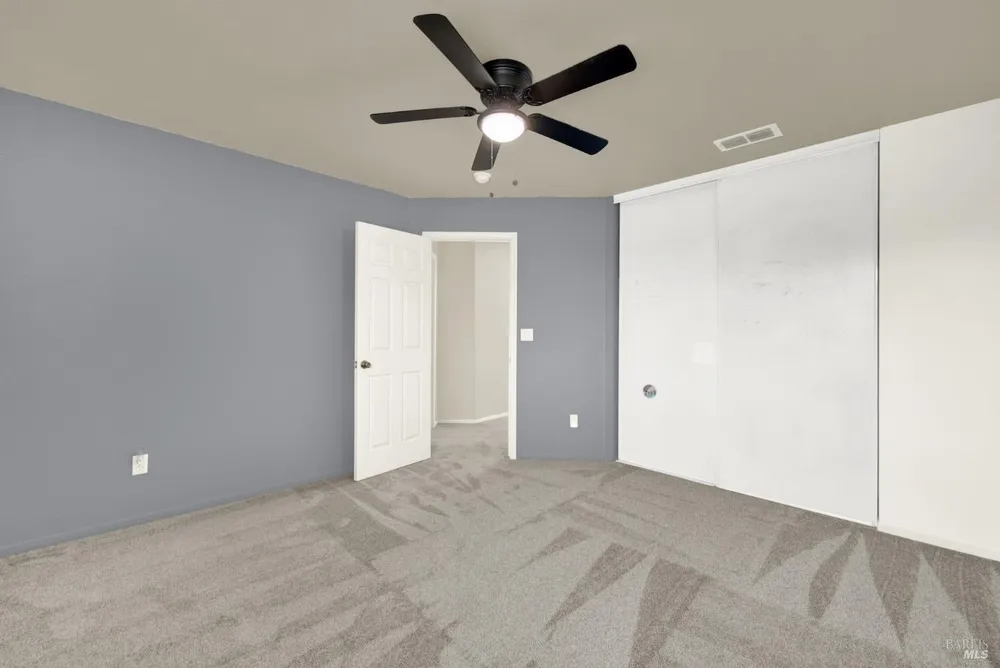 943 Fallsgrove Way, Vacaville, CA 95687