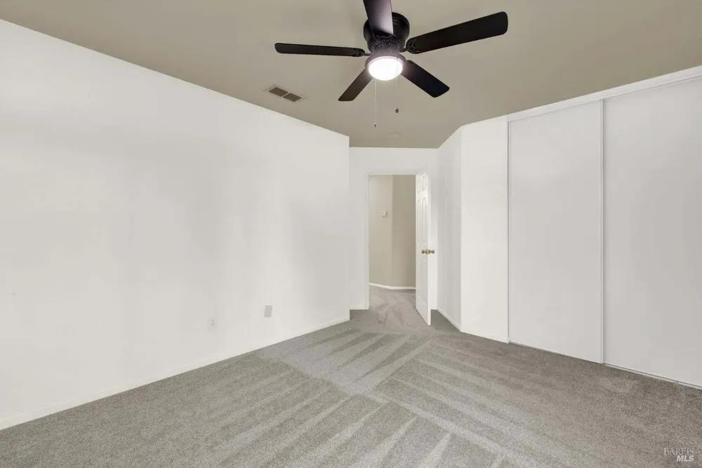 943 Fallsgrove Way, Vacaville, CA 95687