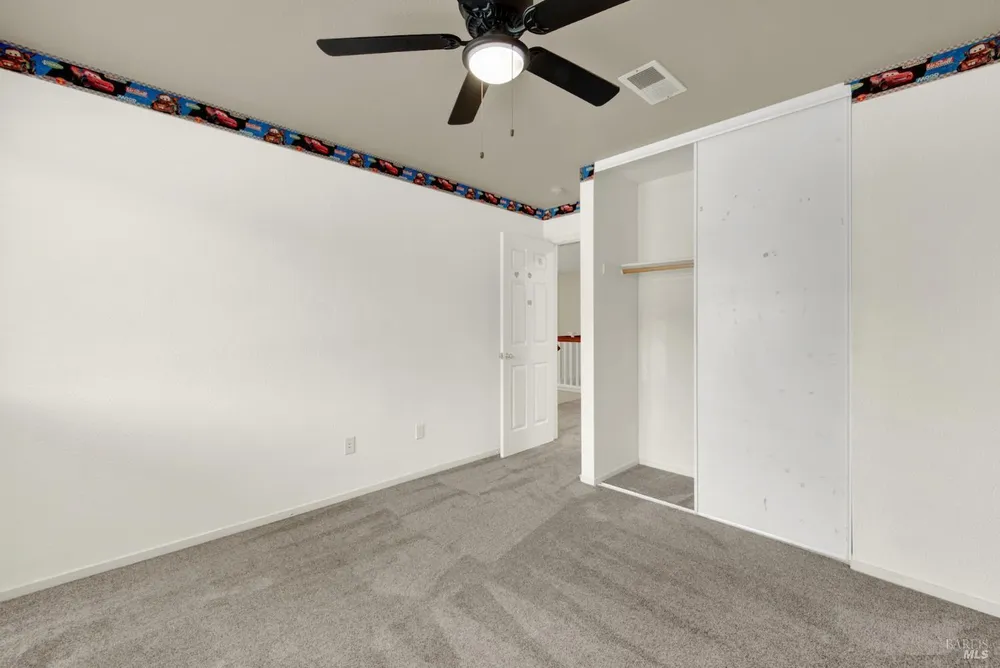 943 Fallsgrove Way, Vacaville, CA 95687