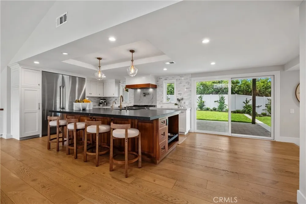 27022 Mariscal Ln, Mission Viejo, CA 92691