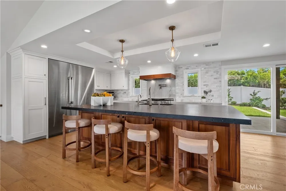 27022 Mariscal Ln, Mission Viejo, CA 92691