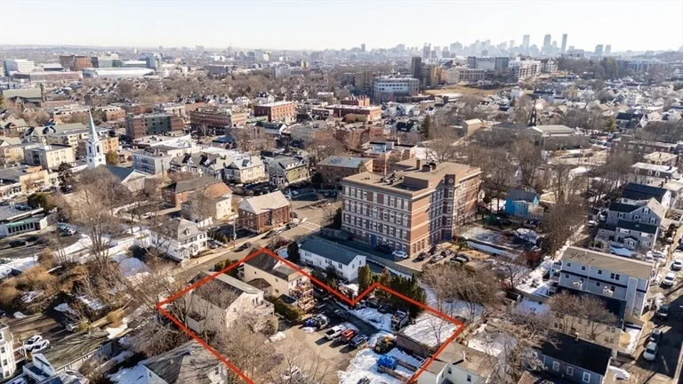 47 Dighton St, Boston, MA 02135
