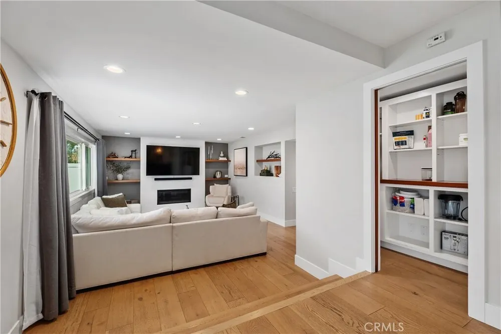 27022 Mariscal Ln, Mission Viejo, CA 92691