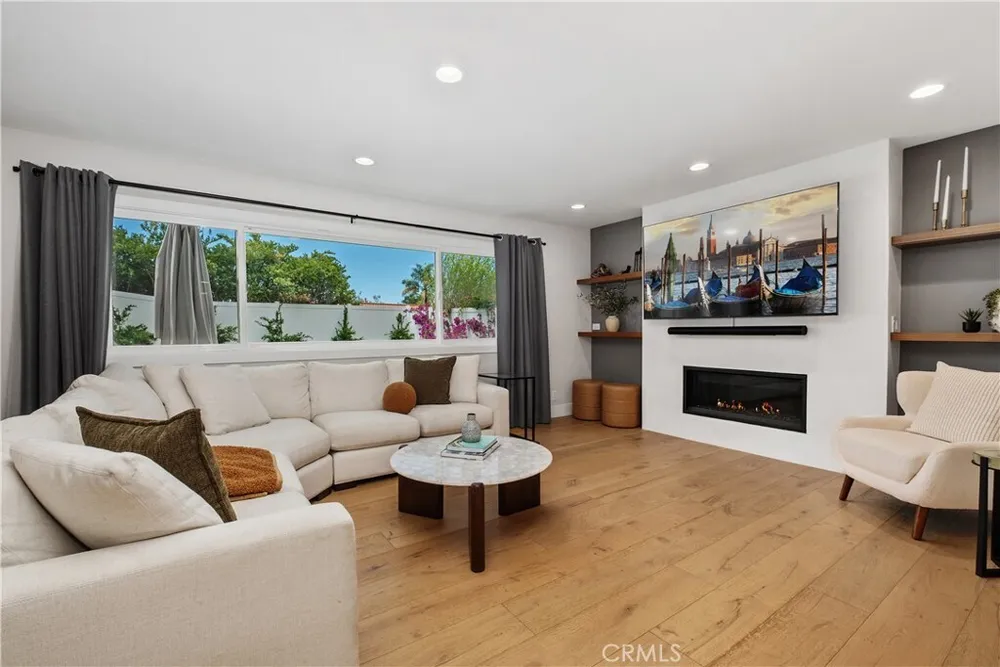 27022 Mariscal Ln, Mission Viejo, CA 92691