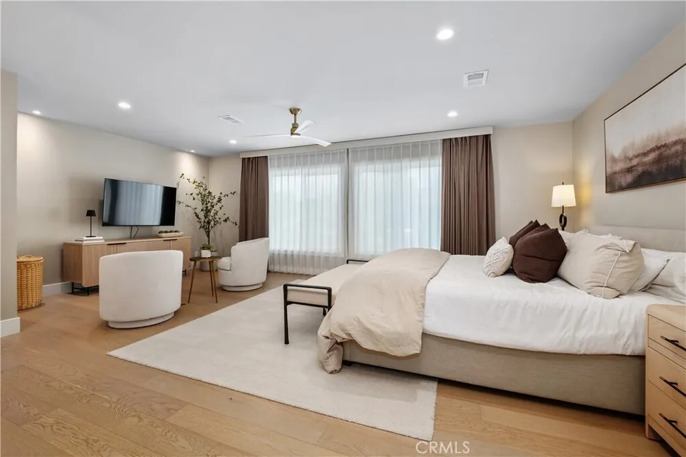 27022 Mariscal Ln, Mission Viejo, CA 92691