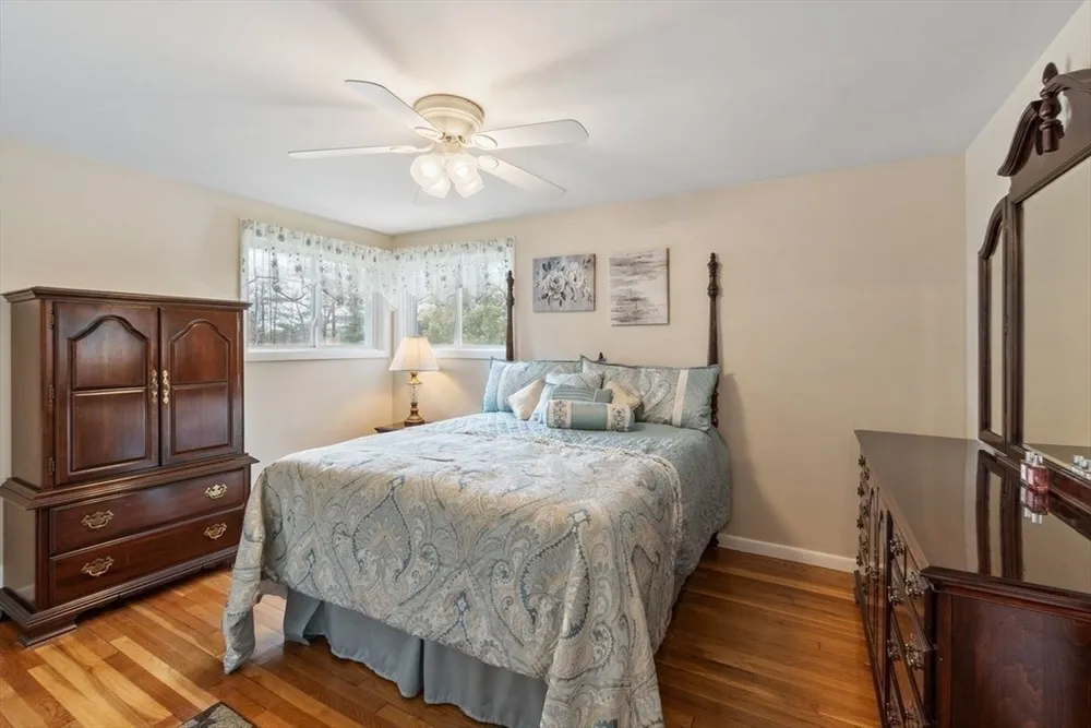 1 Anderson St, Peabody, MA 01960