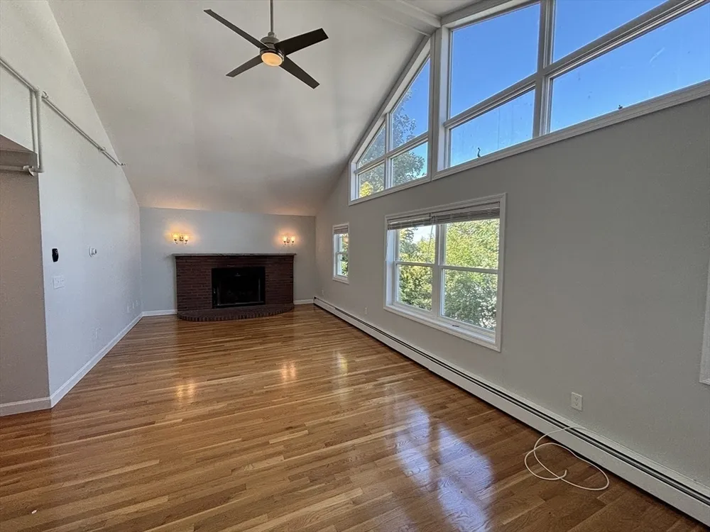 47 Dighton St, Boston, MA 02135