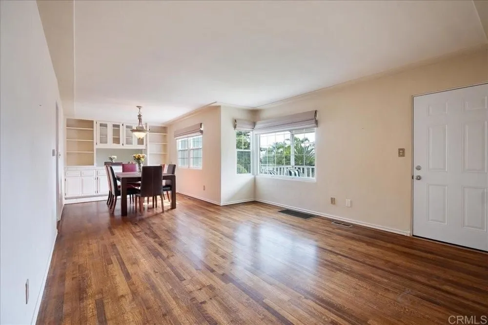 4677 Garfield St, La Mesa, CA 91941