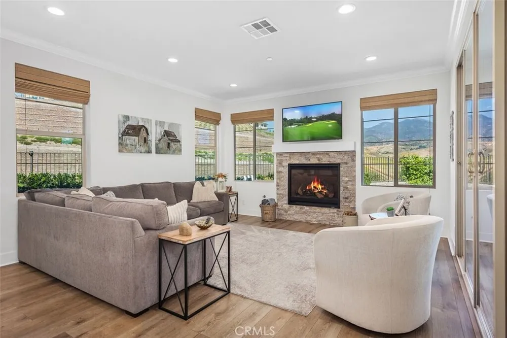 1835 ALISO CANYON DR, Lake Forest, CA 92679