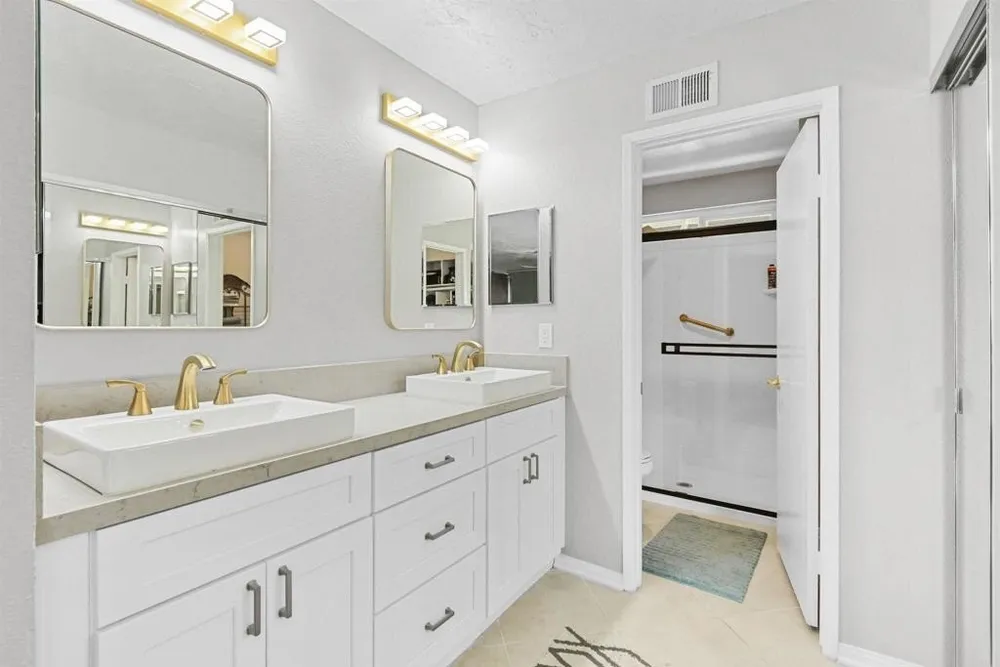 2611 Ledgetop Pl, Spring Valley, CA 91977