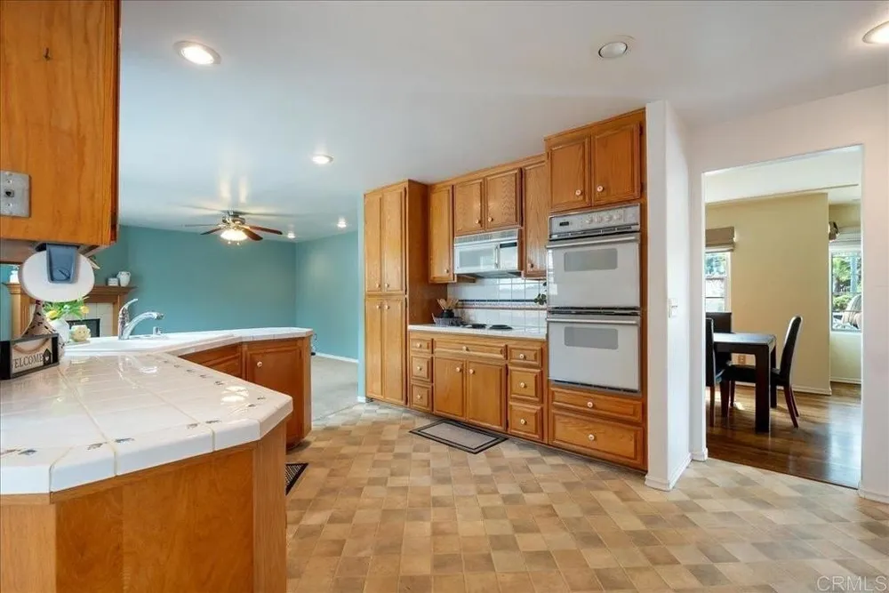4677 Garfield St, La Mesa, CA 91941