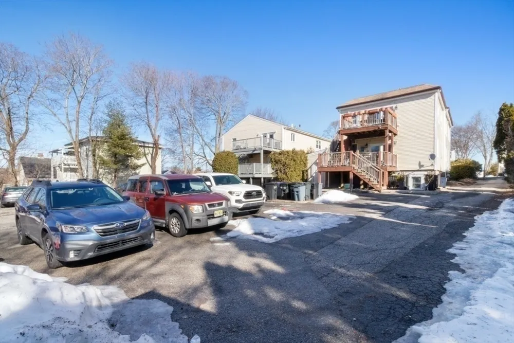 47 Dighton St, Boston, MA 02135