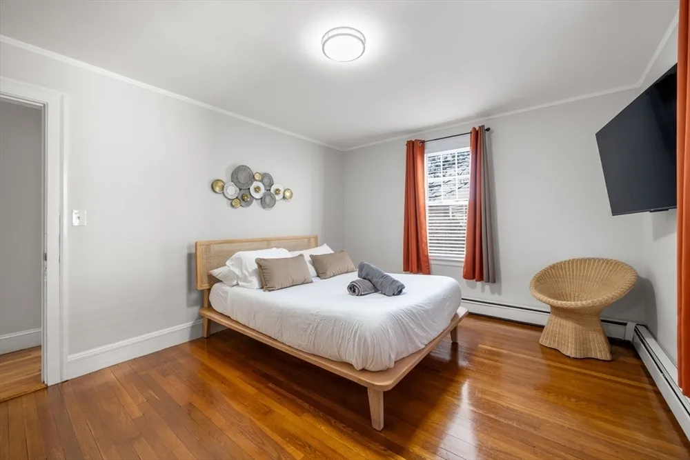 67 Saint James Circle, Newton, MA 02458