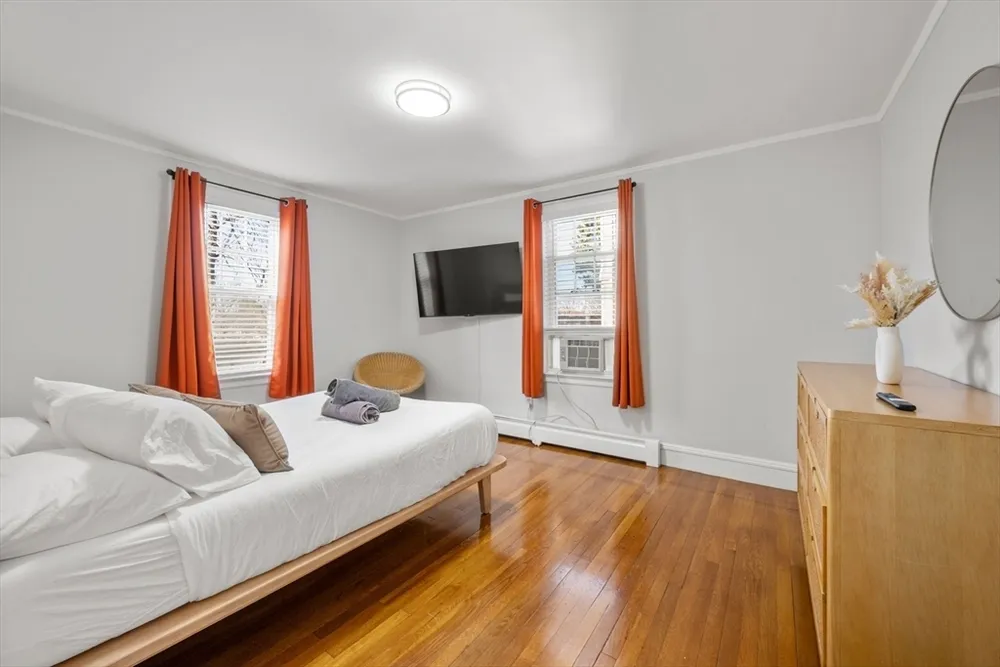 67 Saint James Circle, Newton, MA 02458