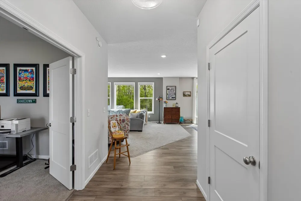 5590 Upper 179th St W, Lakeville, MN 55044