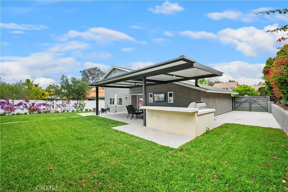 27022 Mariscal Ln, Mission Viejo, CA 92691