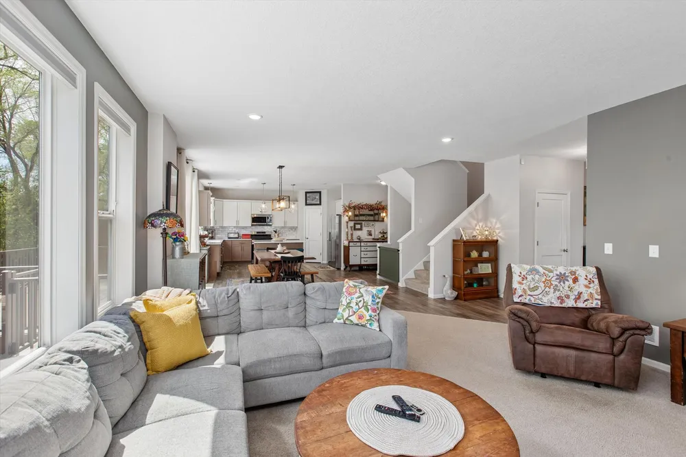 5590 Upper 179th St W, Lakeville, MN 55044