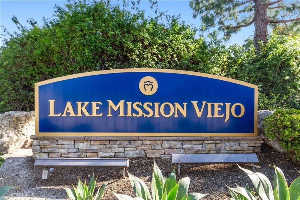 27022 Mariscal Ln, Mission Viejo, CA 92691