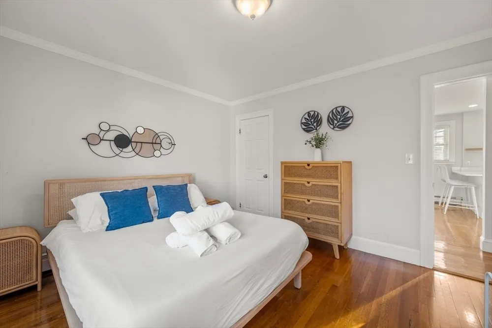 67 Saint James Circle, Newton, MA 02458
