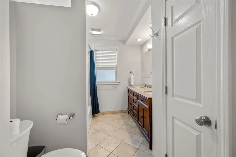 67 Saint James Circle, Newton, MA 02458