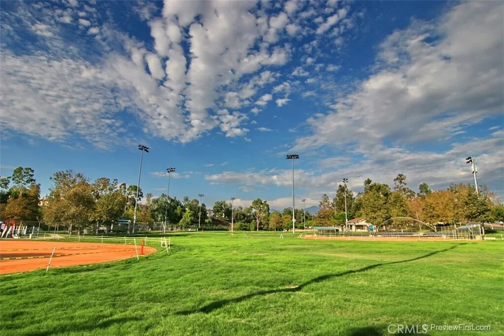 27022 Mariscal Ln, Mission Viejo, CA 92691