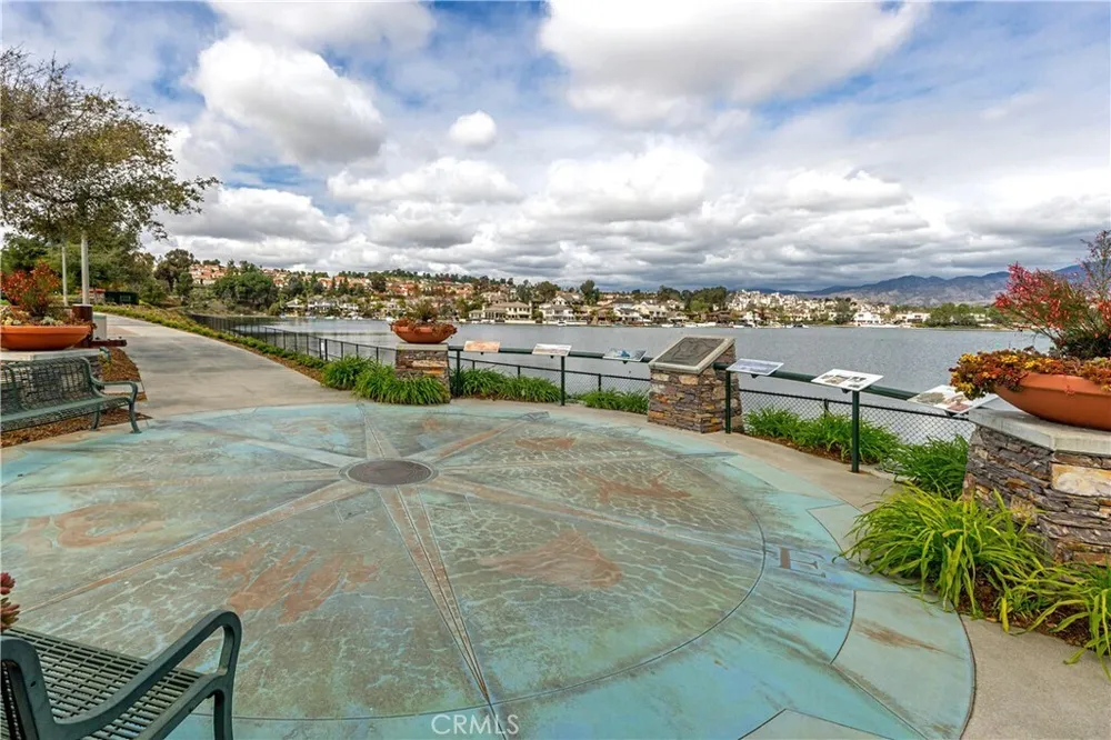 27022 Mariscal Ln, Mission Viejo, CA 92691