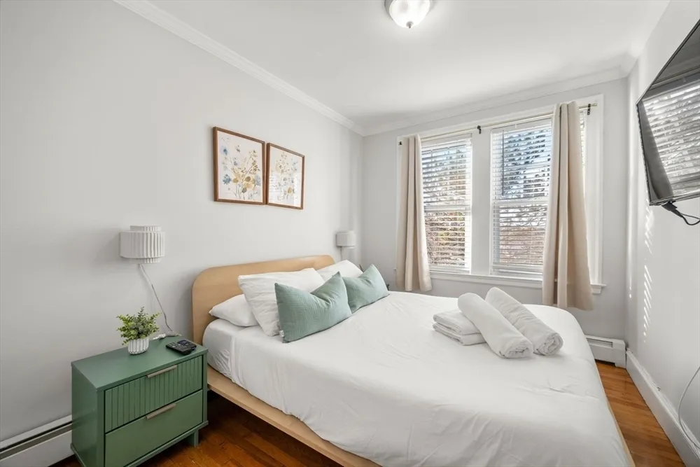 67 Saint James Circle, Newton, MA 02458