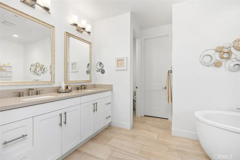 1835 ALISO CANYON DR, Lake Forest, CA 92679