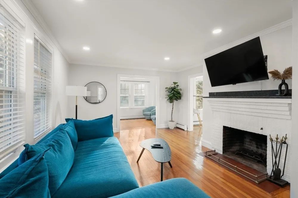 67 Saint James Circle, Newton, MA 02458