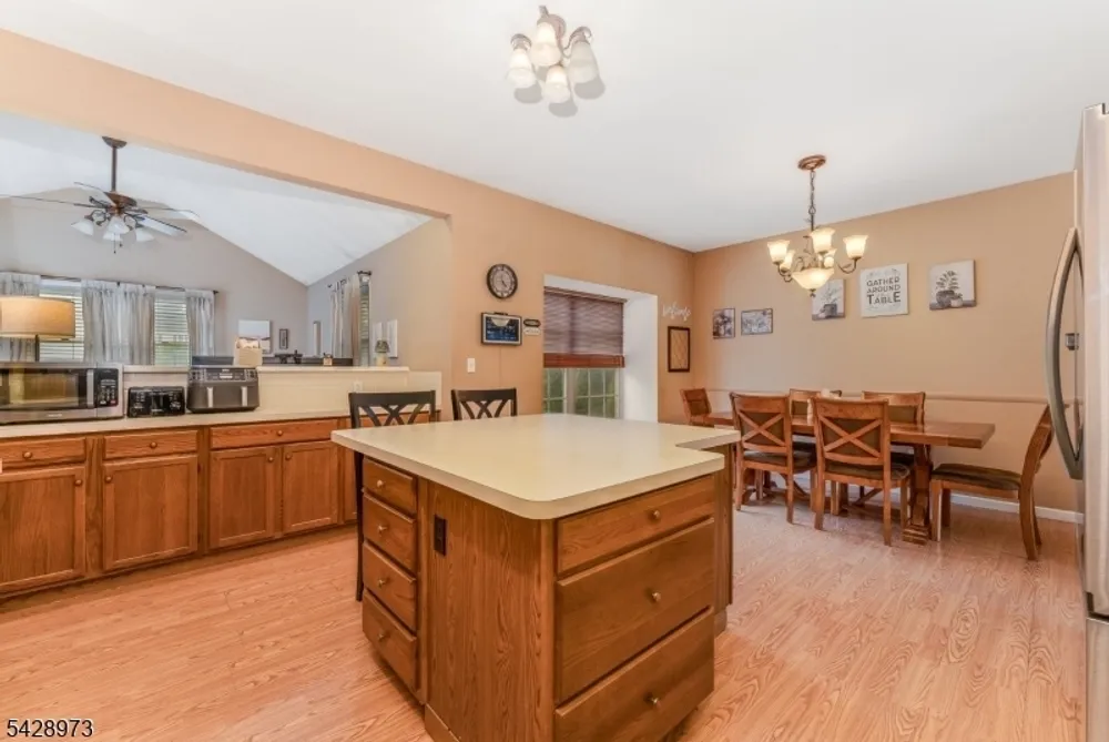 1304 Brian Circle, Greenwich, NJ 08886